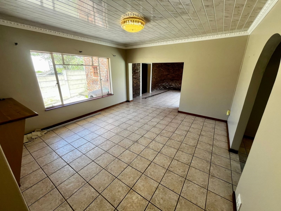 3 Bedroom Property for Sale in Greenfields Eastern Cape